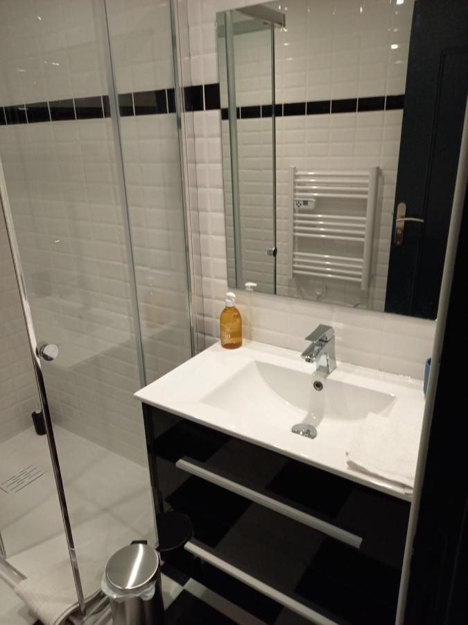 Appartement 3 Pieces Centre Ancien De Тюл Екстериор снимка